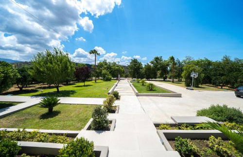 Villa Florentina at Chania Suburbs With Private Pool and BBQ - Photo 15