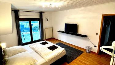 Gemütliches Zimmer mit großer Terrasse Nähe Messe, Flughafen & PSD Dome - Foto 4