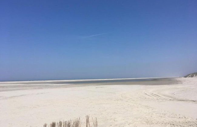 Bungalow in Nes on Ameland With Spacious Terrace - Foto 33