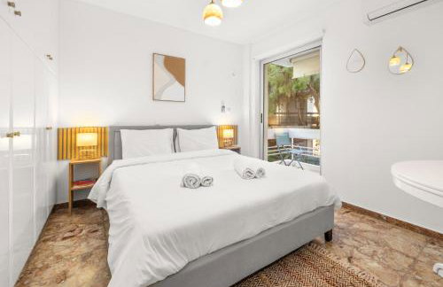 Boho Coastal Retreat with Jacuzzi, 1 min to Beach - Foto 30