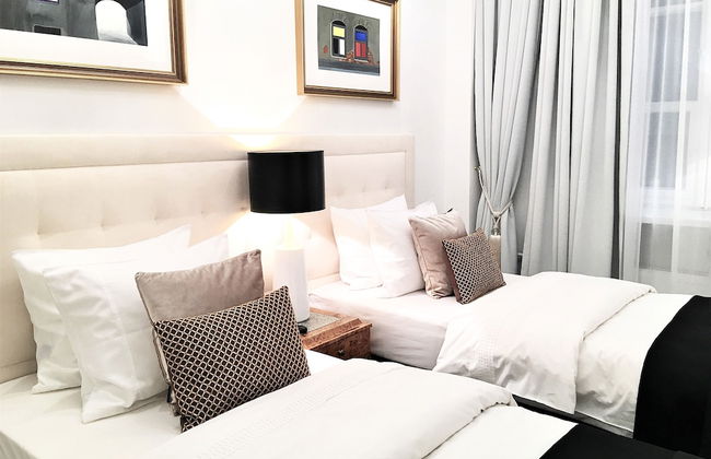 MONDRIAN Luxury Suites & Apartments Old Town Market Square - Photo 6