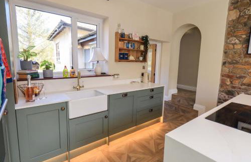 Yew Tree Cottage - Photo 12