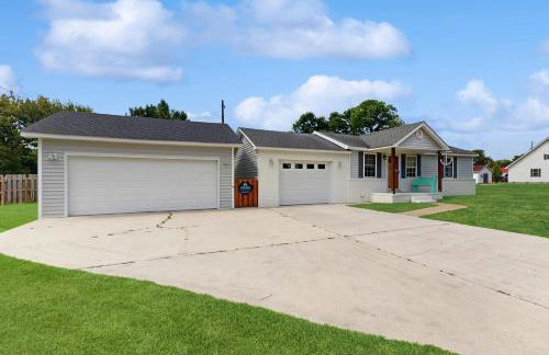 Dog-friendly coastal home with enclosed yard and boat parking available - Foto 20