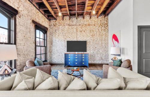 Brick & Bed, Riverfront Lofts, PC 206 - Foto 3