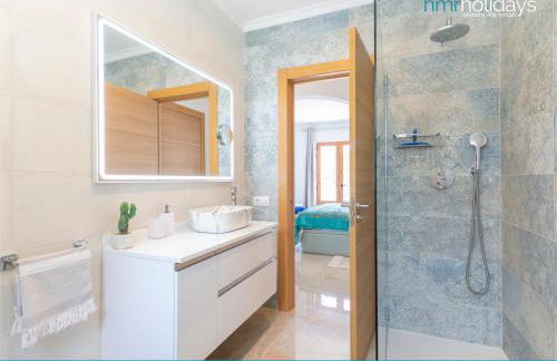 Villa George - HMR Holidays - Foto 23