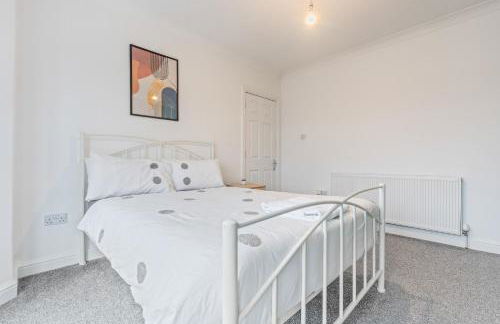 Awesome Coventry Home for Business Contractors and Suitable for families with Free Parking 14mins from NEC - Foto 22