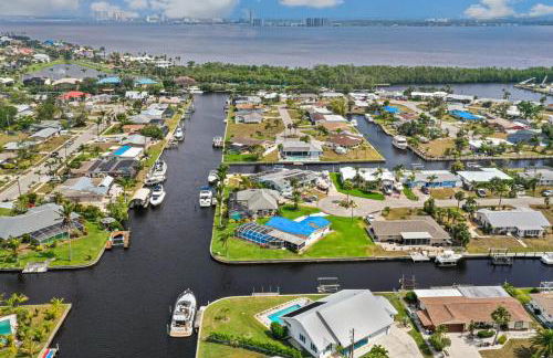 Lazy Palm Retreat Heated Pool Jacuzzi Gulf Canal - Foto 4