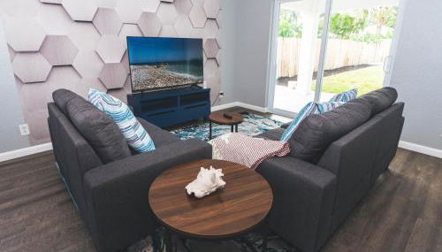 Golfers Paradise 4-hole PUTT-PUTT, Mega Chess with huge backyard, hammock - Foto 5