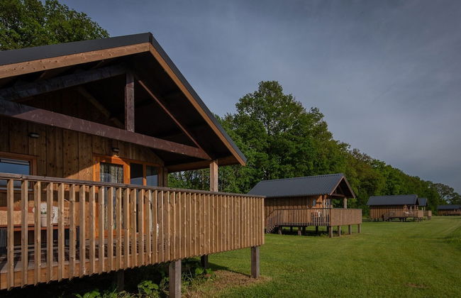 Lodge by Dutch Meadows With Scenic Veranda - Photo 22