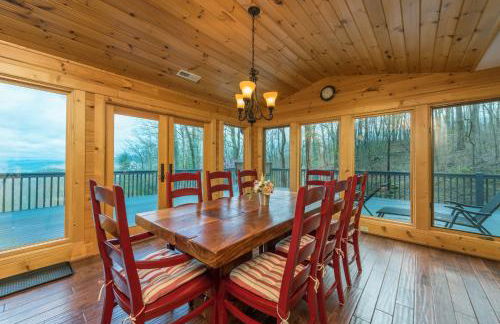 Blue Ridge Bliss Gorgeous home with hot tub & stunning views - Foto 21