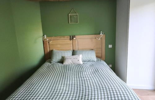 Gîte de rural de 15 personnes, bain nordique, rivière et nature - Foto 14