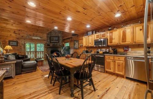 A Creek Runs Thru It - Secluded Waterfront Cabin - Foto 5