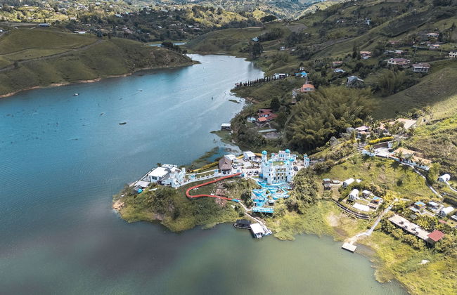 Hotel y Termales Castillo del Lago - Foto 78