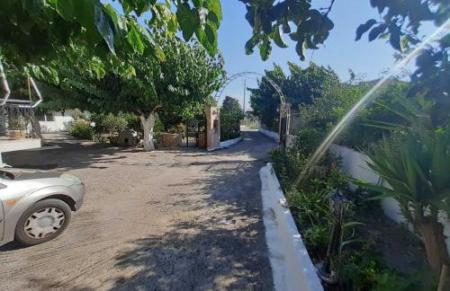 Glyfada's Family Apartment - Photo 6