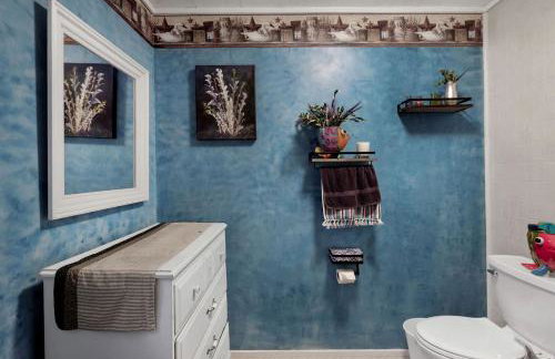 Serene Riverfront Cabin Haven near South Branch Potomac River in West Virginia - Foto 28