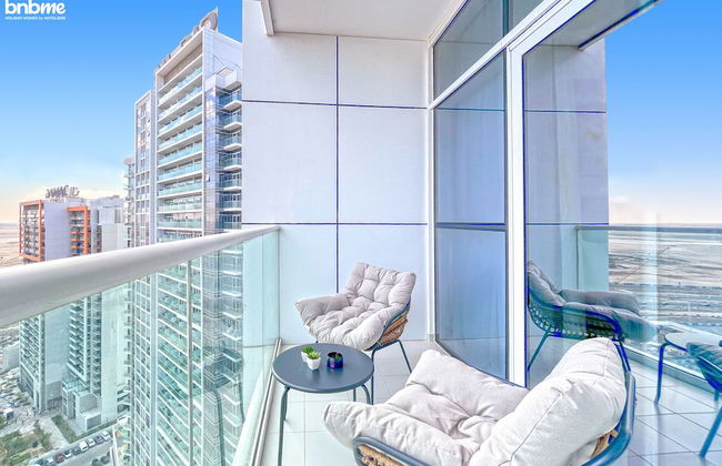 bnbme | Damac Hills Carson Tower | STUDIO - Photo 8