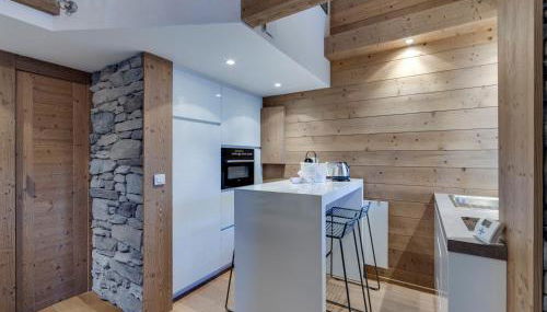 Appartement Duplex Rénové: 3 Pièces, 40m², Parking, Proche Centre Val d'Isère - FR-1-567-96 - Foto 3