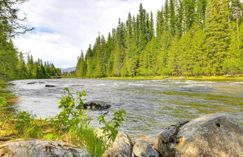 Riverside Cabin on 9 Acres in Montana - Foto 28