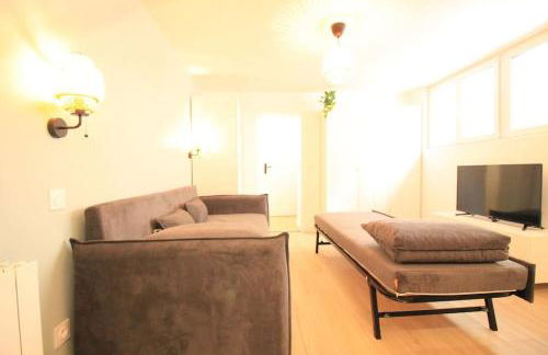 Disponible - Appartement Entier Rénové - Canapé Lit Emma - RERB, 5mn Paris - 2 pers - Parking Rue Gratuit - Tout équipé - 1er étage - 3 - Foto 27