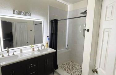 Hill Country Haven: Gateway to TXST and San Marcos - Foto 2