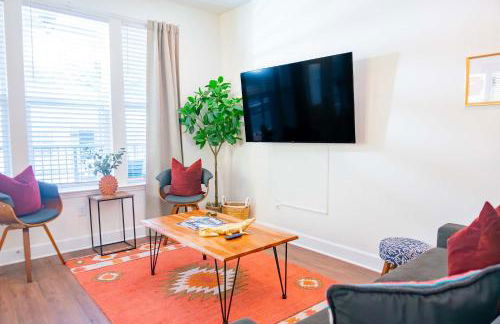 The Prairie Suite Newly Built Upscale Central - Photo 31