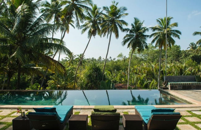 Modern Luxury 03 Bedroom Villa - Photo 11