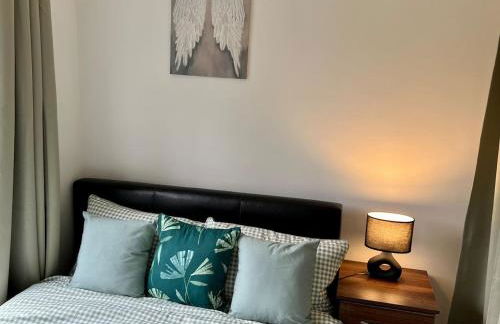 4 Bedroom Terrace house Near Town Center Wellingborough - Photo 26