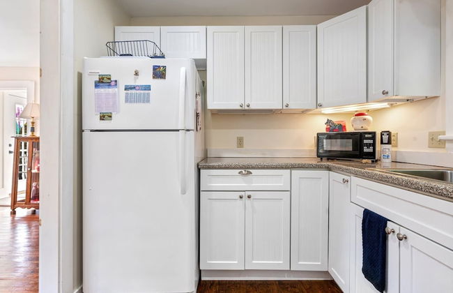 Nanas Hideaway 2 BDR Charmer! - Photo 14