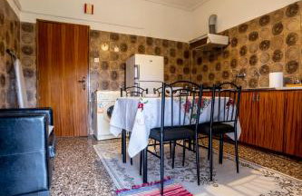 Evans House - Photo 50