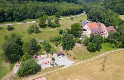 Hof in L i e b e s d o r f - Photo 27