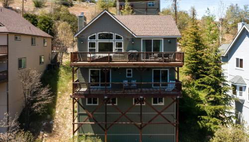 Lake Arrowhead Getaway with Decks and Game Room! - Foto 2