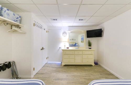 Stunning Beachfront Condo with Panoramic Ocean View - Foto 15