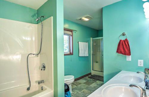 Chic Apple River Escape with Fire Pit! - Foto 18