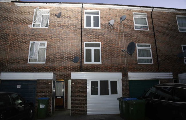 Budget Ensuite Room Woolwich - Photo 1