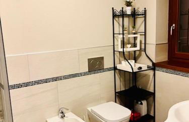 Incantevole Appartamento con Giardino - Garage Privato e Free Wifi - Photo 15