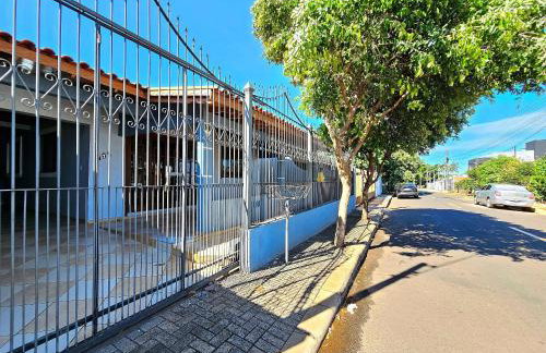 Casa Familiar Espaço Amplo com churrasqueira - Foto 25