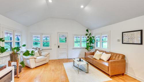 Walk to Kelsey Lake Cassopolis Home with Yard! - Foto 5