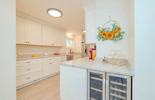 Next to CNU New Listing with Beautiful Finishes - Foto 14