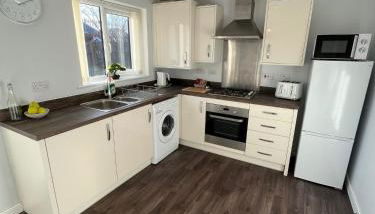 Modern 3 bed Semi-detached - Foto 3