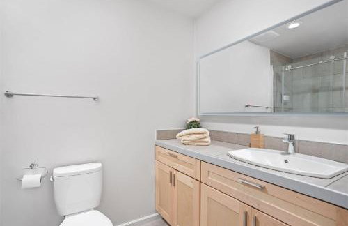 Stunning CozySuites on Mass with Parking - Foto 22