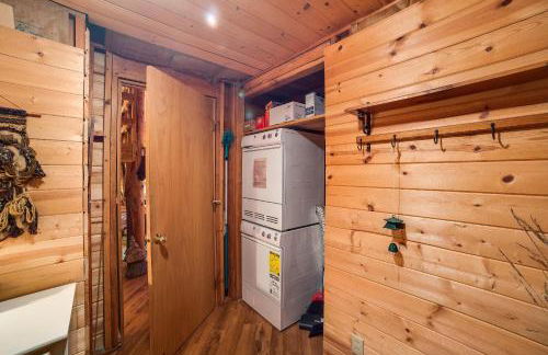 83MF - Lakeside - Hot Tub - WIFI - BBQ - Dock - Sleeps 4 NO PETS - Foto 26