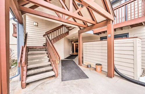 Condo with Patio and Pool Access in Greenwood Village! - Foto 18