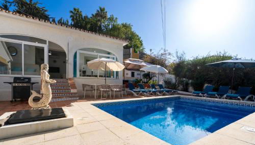Villa with Free Heated Pool - Pass the Keys - Foto 1