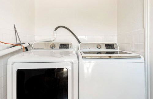 Charming East Side Bungalow - Foto 13