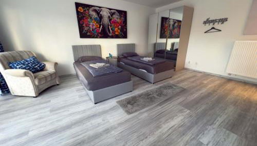 Ruhiges saniertes Apartment bei Hamburg Parkplatz Balkon WLAN - Foto 3