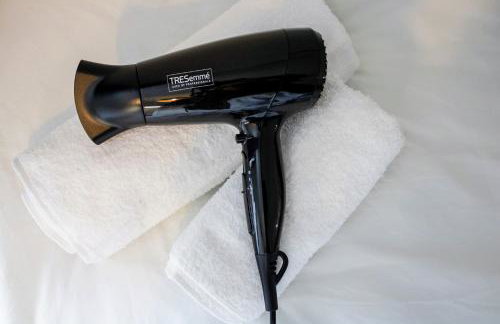 Modern & comfy 4 bedrooms Corby house free parking - Foto 18