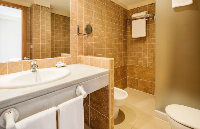 Aparthotel ILUNION Sancti Petri - Foto 40