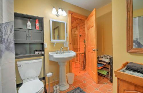 Mt Snow Home with Privacy Hot Tub Firepit - Foto 27