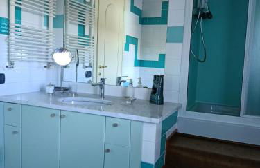 Casa Safranum con mini piscina privata e giardino vista Langhe - Foto 7