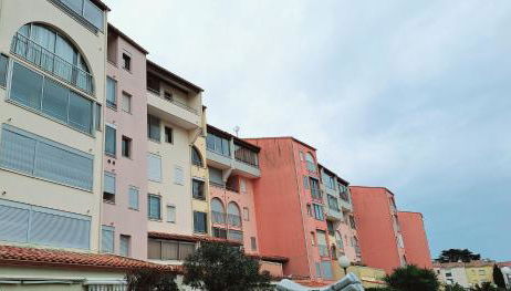 Appartement T2 piscine et parking - Foto 3